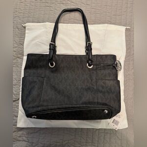 Michael Kors Camden Satchel Medium